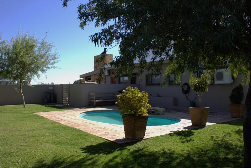 3 Bedroom Property for Sale in Upington Rural Northern Cape